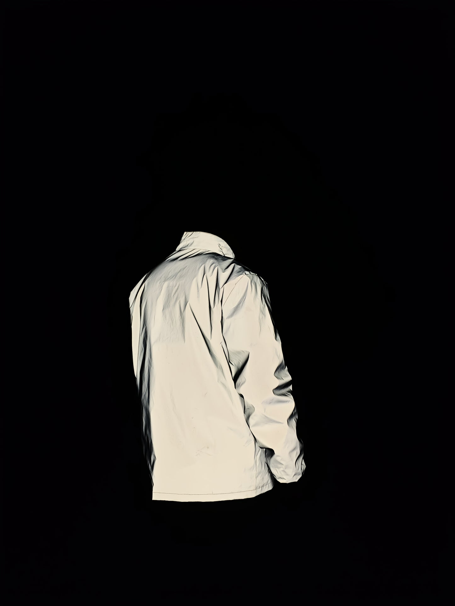 Men's Lightweight Windproof Softshell Jacket with Reflective Accents - Stand Collar Cycling Coat for Night Riding, Hiking & Running, Full-Zip Outdoor Casual Coat, Regular Fit, Spring/Autumn, Solid Color, Mountain Bike Clothes