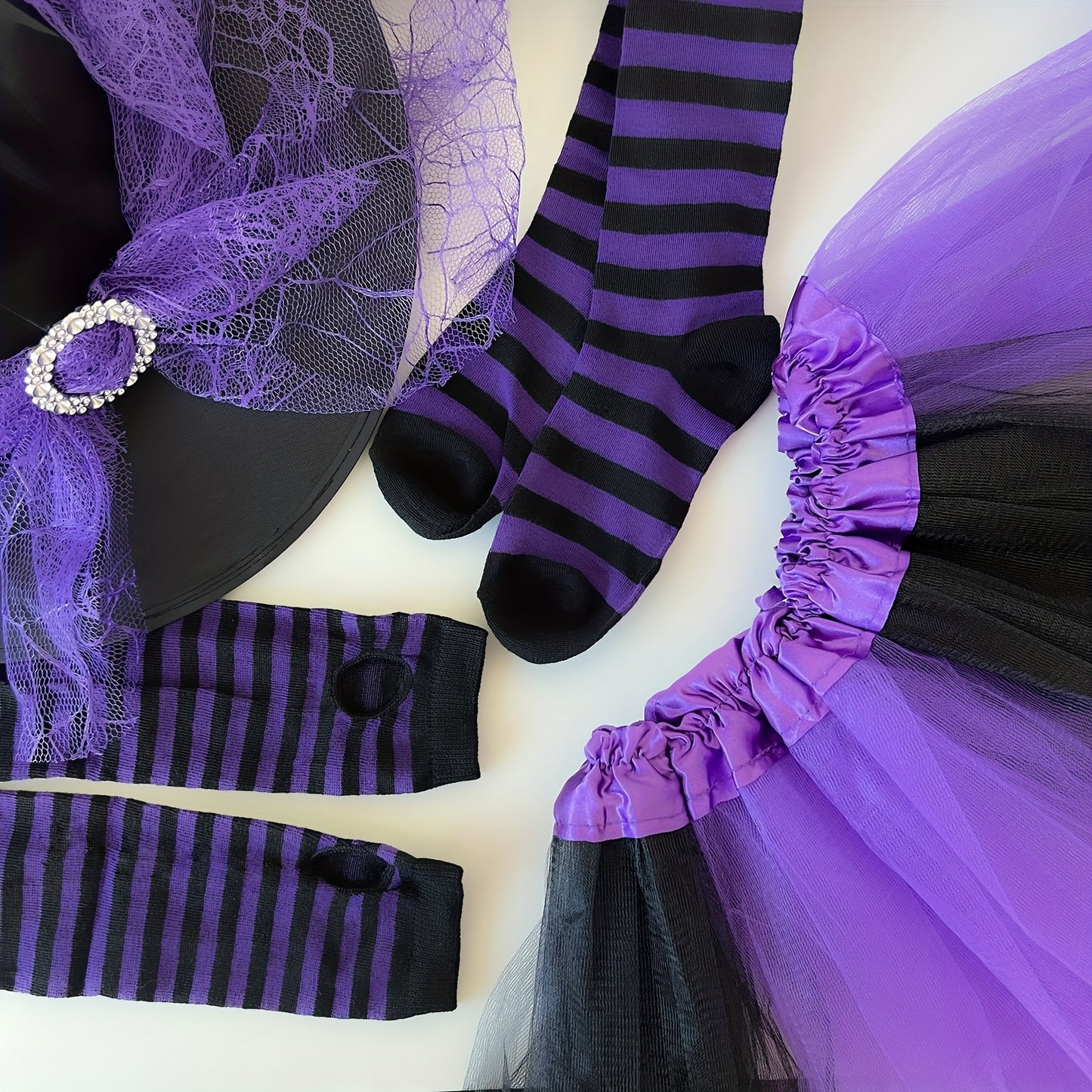 4pcs Halloween Witch Costume Set for Women Ladies Gothic Cosplay Witch Hat Striped Knee High High Over Knee Witch Stockings Arm Warmers Tutu Skirt Set for Women Halloween Witch Cosplay Party Favor Cosplay Costume Accessories