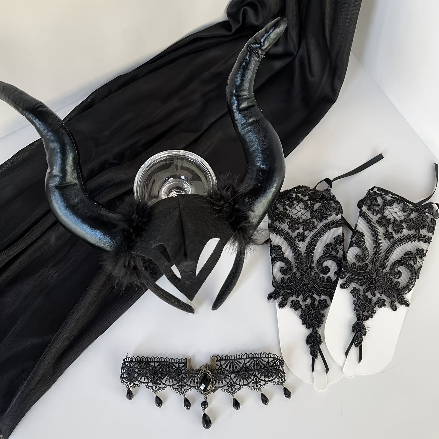 [Halloween Devil Costume Set] 5pcs Halloween Devil Costume Set | Black Witch Cape, Devil Horns Headband, Lace Fingerless Gloves, Gothic Queen Dress Up, Carnival Wizard Party Accessories