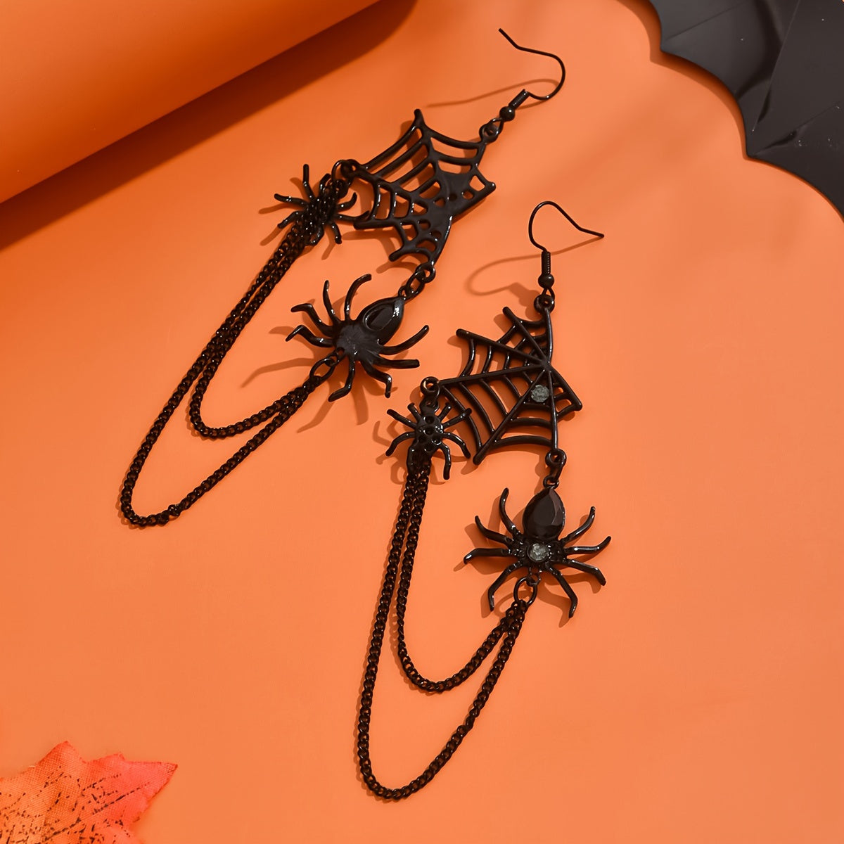 Vintage-Inspired Spider Web Dangle Earrings - Gothic Chic Drop Design with Rhinestones, Durable Zinc Alloy Construction, No Plating, Iron Ear Needle, Perfect for Halloween Festival Party Celebration, All Season Wear, and Ever