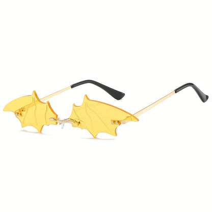 Pair of Bat-Shaped Fashion Glasses - Golden Frame with Black Bat Motif Decorative Lenses, Halloween Costume Party Accessories, Unisex Fashion Eyewear & Women, Festive Accessory, Festive Design, Stylish Accessory