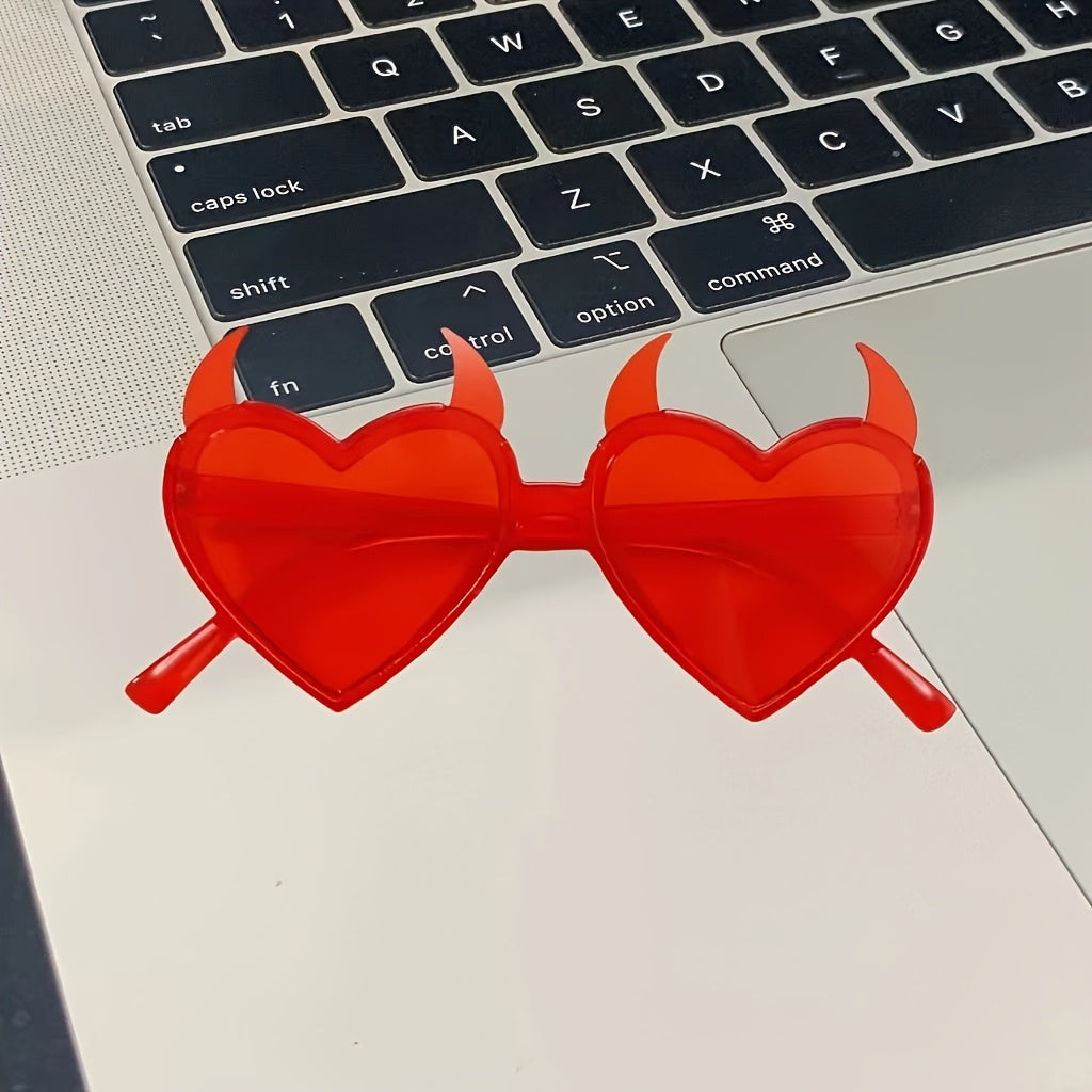 1pc - 2pcs Novelty Red Tinted Glasses with Heart-Shaped Devil Horns, Polycarbonate Halloween Costume Glasses, Themed Party & Event Accessories, Popular Culture Fashion Accessory, Valentine'S Day, Easter, Halloween, Halloween