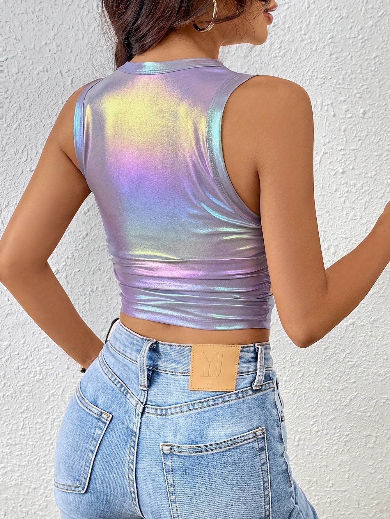 Women'S Fashion Metallic Holographic Crop Top, Polyester 97% Spandex 3% Knit Fabric, Crew Neck Sleeveless Pullover Vest for All Seasons