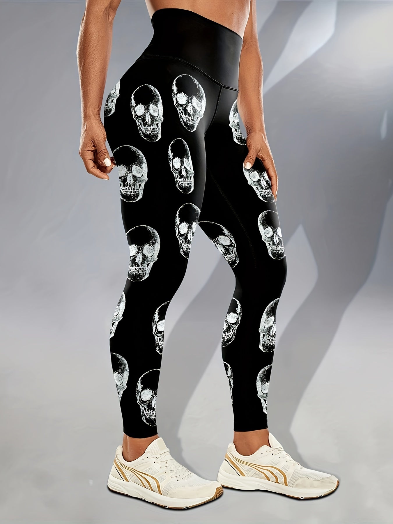 [Glow Halloween Leggings] Stretchy, Comfortable Glow-in-the-Dark Halloween Skull Print High Waist Yoga Leggings for Women | Black Sports Pants for Nighttime Workouts or Casual Wear, Casual Sportswear