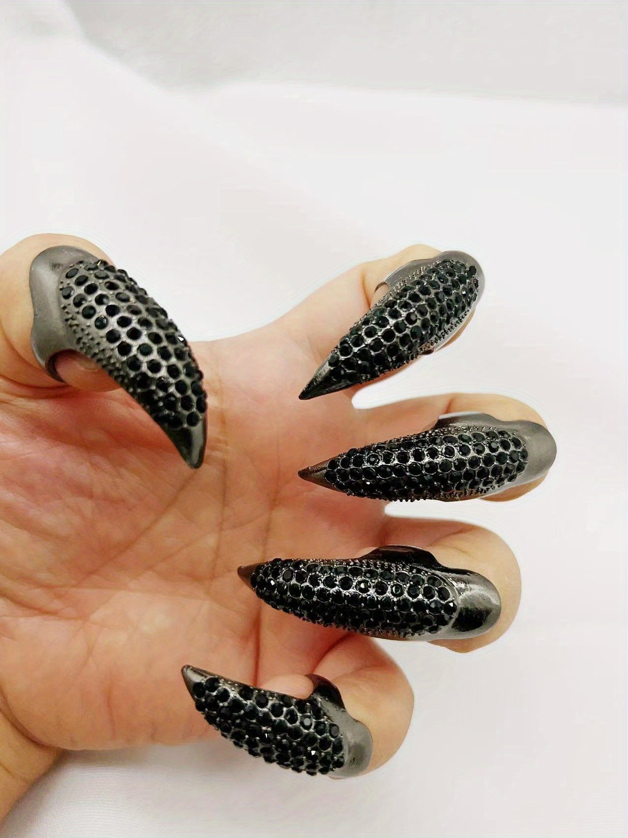 5pcs, Eagle Claw Ring, Punk Style Cat Claw Ring, Gothic False Nails, Armor Effect Finger Joints Curved Sharp Claws, Suitable for Role-Playing Parties, Unisex Halloween Gifts, Exaggerated Long Nails, Personalized Fashion Style