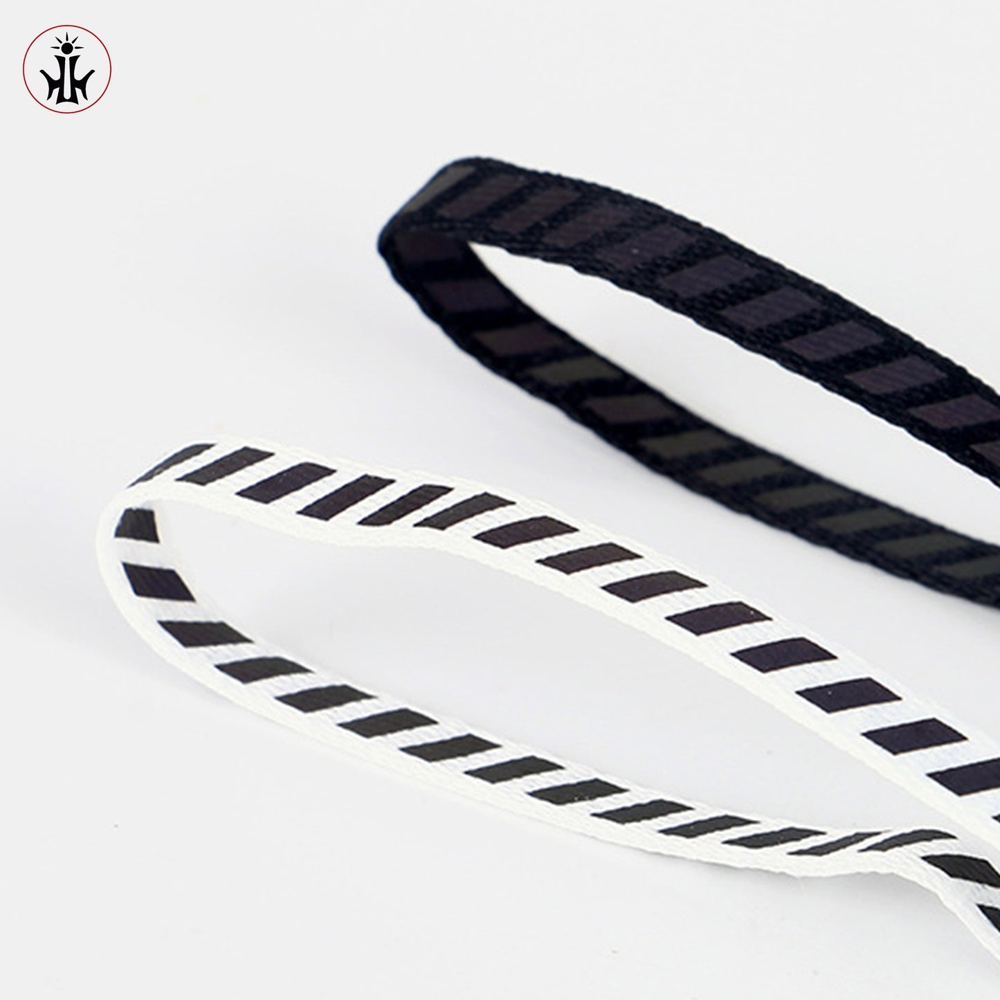 1 Pair Reflective Striped Flat Laces