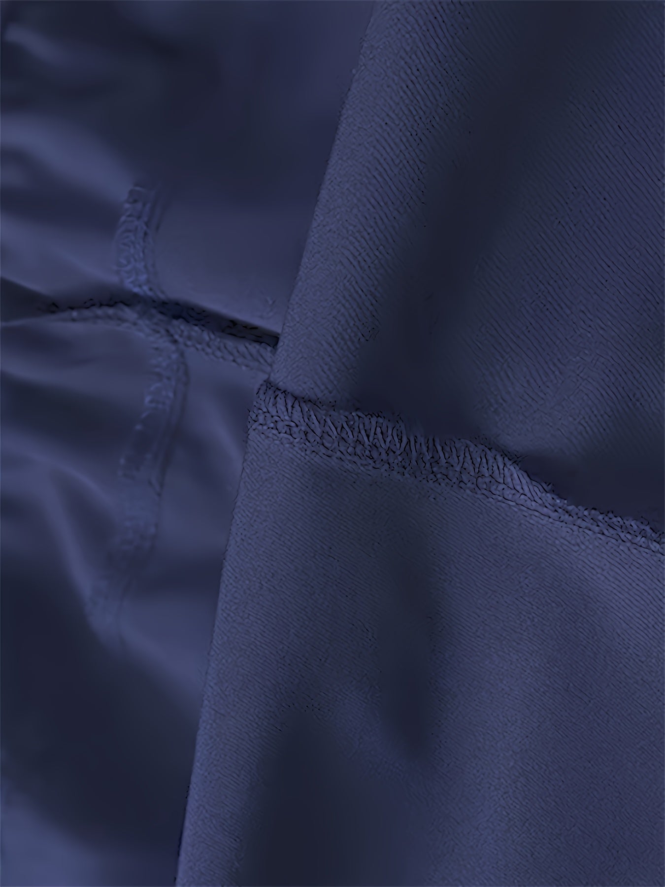 [Moisture-Wicking Shorts] Moisture-Wicking Men's Athletic Shorts | Lightweight Gym Training Shorts with Zipper Pockets & Drawstring Waist - Geometric Pattern, Machine Washable for Casual & Active Wear