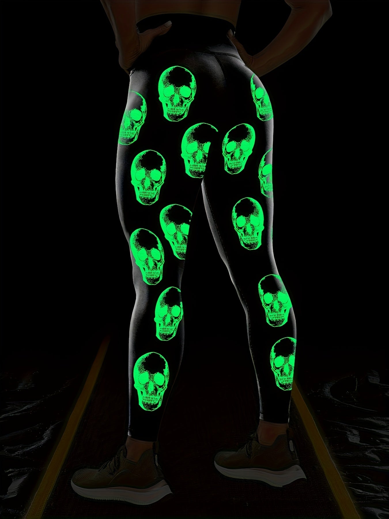 Women'S High-Waisted Stretchy Fitness Leggings with Glow-in-the-Dark Skull Print - Black, Elastic Waistband, Long Length for Running, Yoga & Halloween Party Wear, Yoga Pants, Halloween Leggings, Bold Graphic Pants, Highelasti
