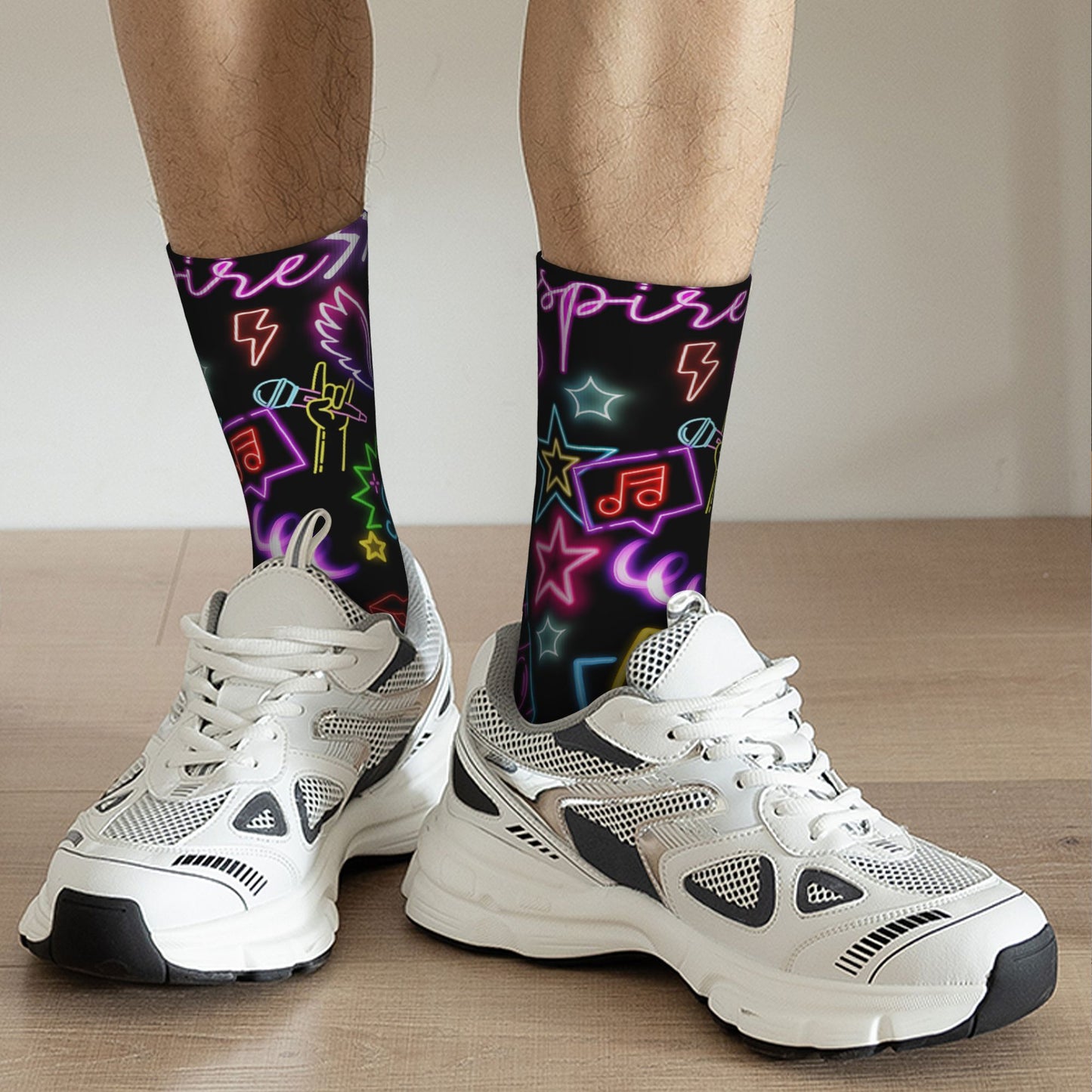 1 Pair Men'S Neon Style Compression Socks, Vintage Harajuku Hip Hop Novelty Pattern, Polyester & Elastane, Hand Wash or Dry Clean, Random Printed Crew Socks, Gift Idea