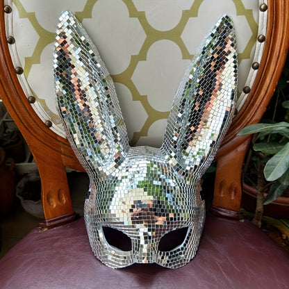 1 Stylish Rabbit Half Mask - Disco Reflective Bunny Mask - Suitable for Costume Parties, Easter, and Halloween - Home Decor