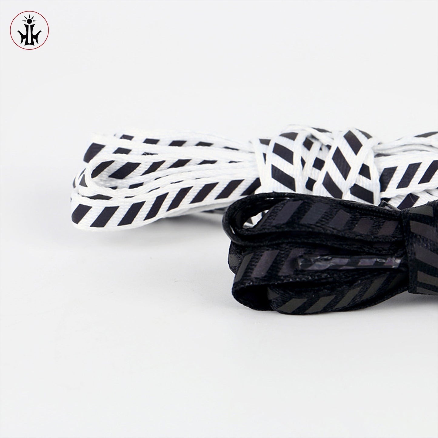 1 Pair Reflective Striped Flat Laces