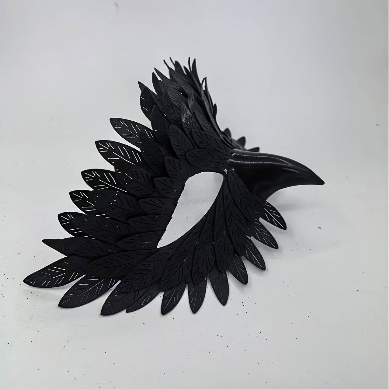 Classic Bird Beak Mask - Durable Plastic Intricate Feather Design for Halloween, Day of the Dead, Christmas & Themed Parties - Home Decor & Costume Accessory, Halloween Decorations