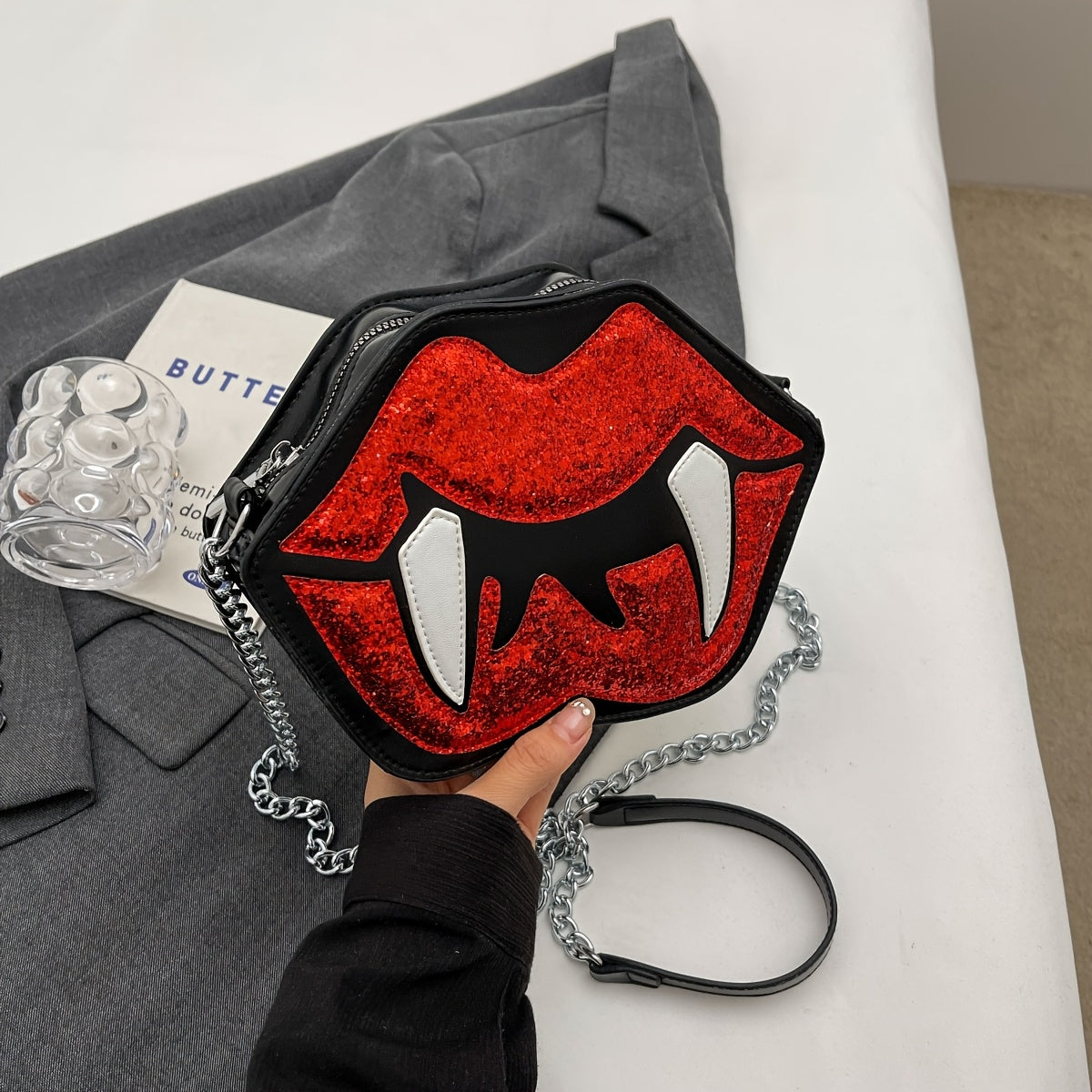 Vampire Lips Print Crossbody Bag - Gothic Style, Black with Red Lips & Fangs Design, Chain Strap, Zipper Closure, Perfect for Halloween & Daily Use, Halloween Accessory | Playful Accessory | Durable Zipper Closure, Halloween