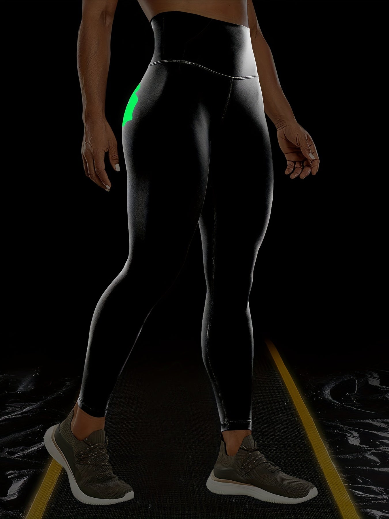 Halloween Fluorescent Skeleton Hands Printed Sports Yoga Leggings, High Waist Workout Running Sports Tight Pants, Women's Activewear Carnaval for carnival & Music Festival